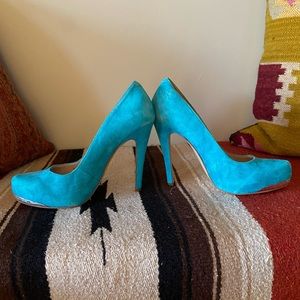 BCBG Teal Suede Platform Pumps